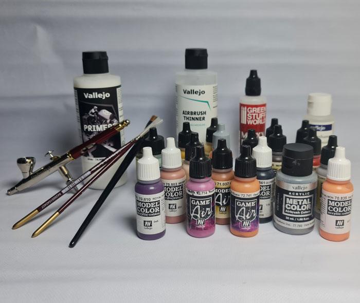 Pinturas y herramientas utilizadas para pintar figura 3d resina Raphtalia